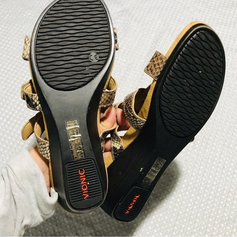 Vionic Orthotic Adjustable Triple Strap Slide Wedges - Radia Snake‎ - Picture 7 of 11